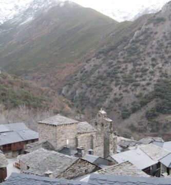 Peñalba de Santiago, León — uno de los pueblos más bonitos de España